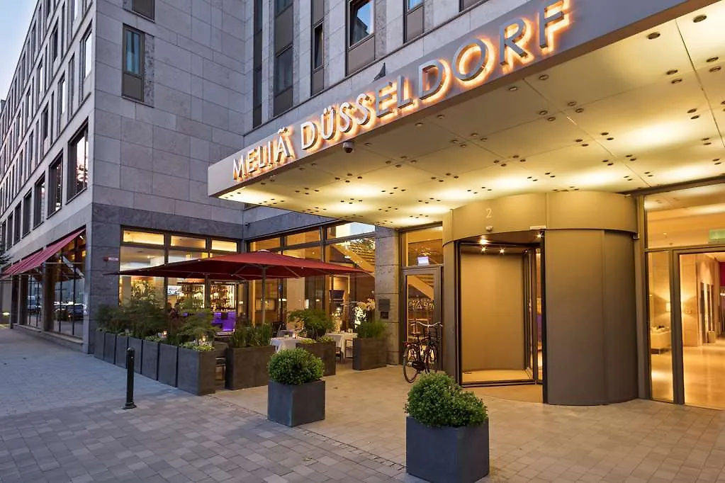 Melia Dusseldorf Hotel 4*,