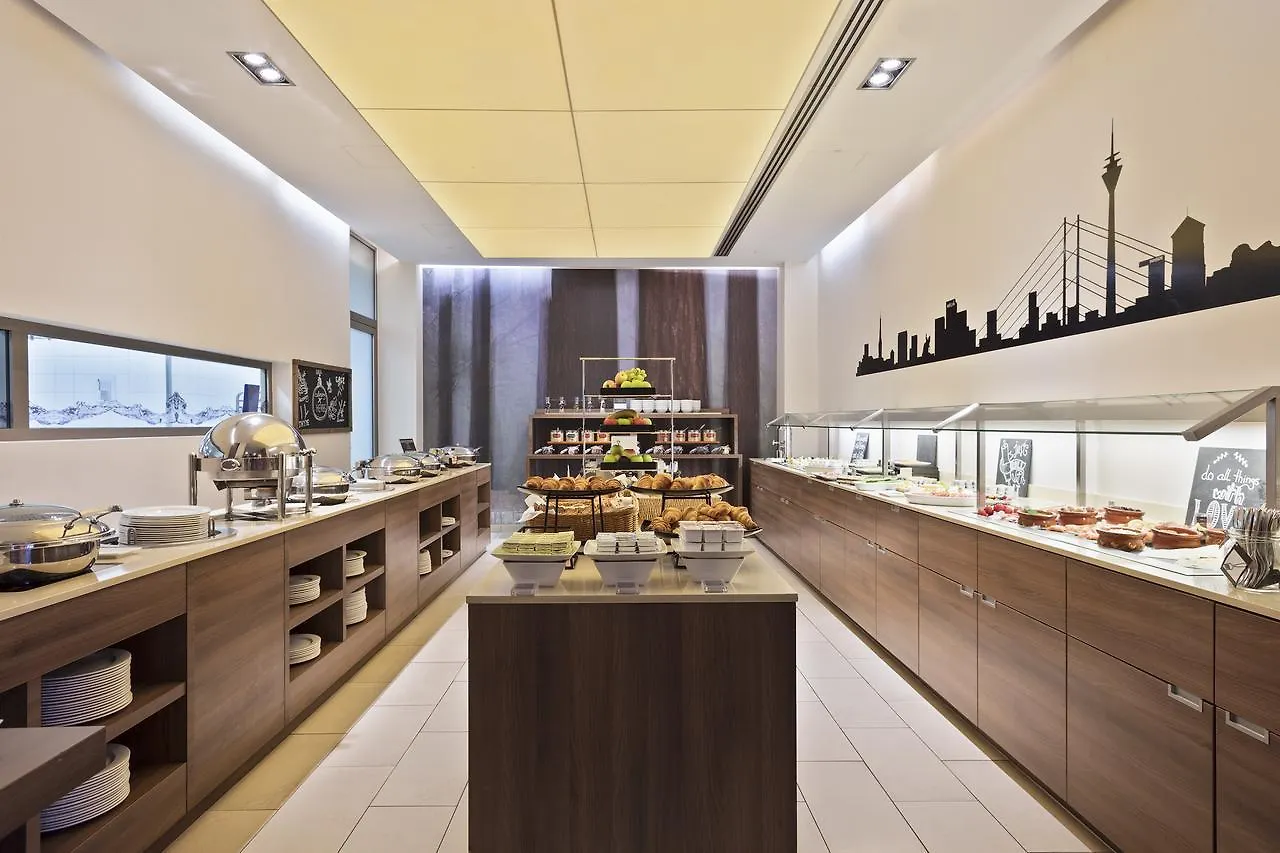 ****  Melia Dusseldorf Hotel Germany